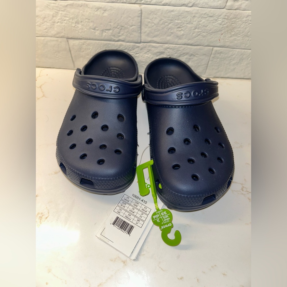 Crocs Unisex Navy Classic Clog Authentic Shoe Style 10001 Men 6 Women 8 NWT